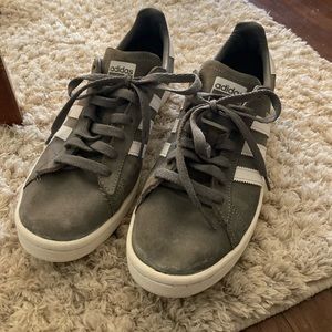 Used men’s Adidas Campus Sneakers